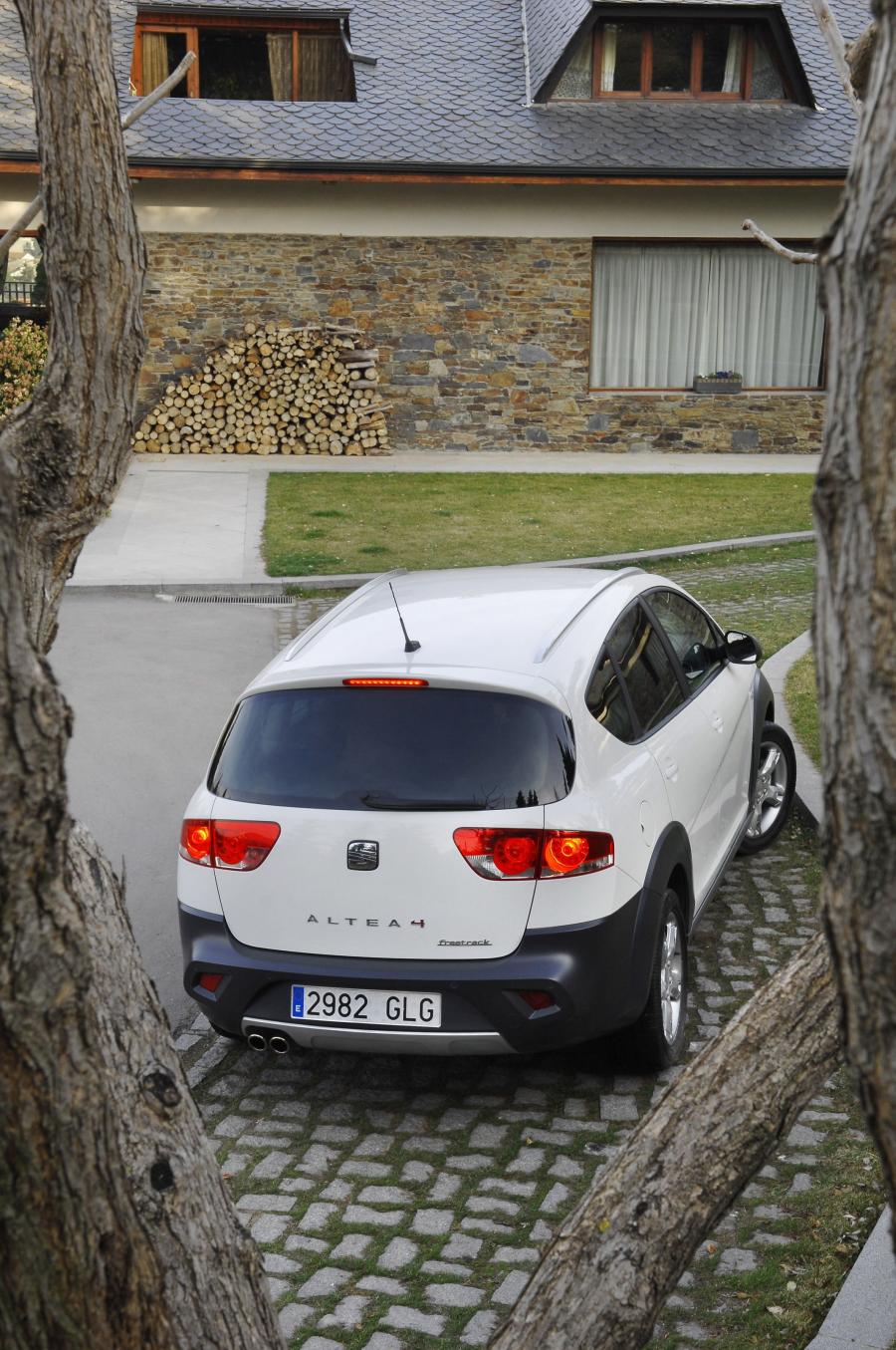  Seat Altea Freetrack 2007 года  (фото 29 из 38)